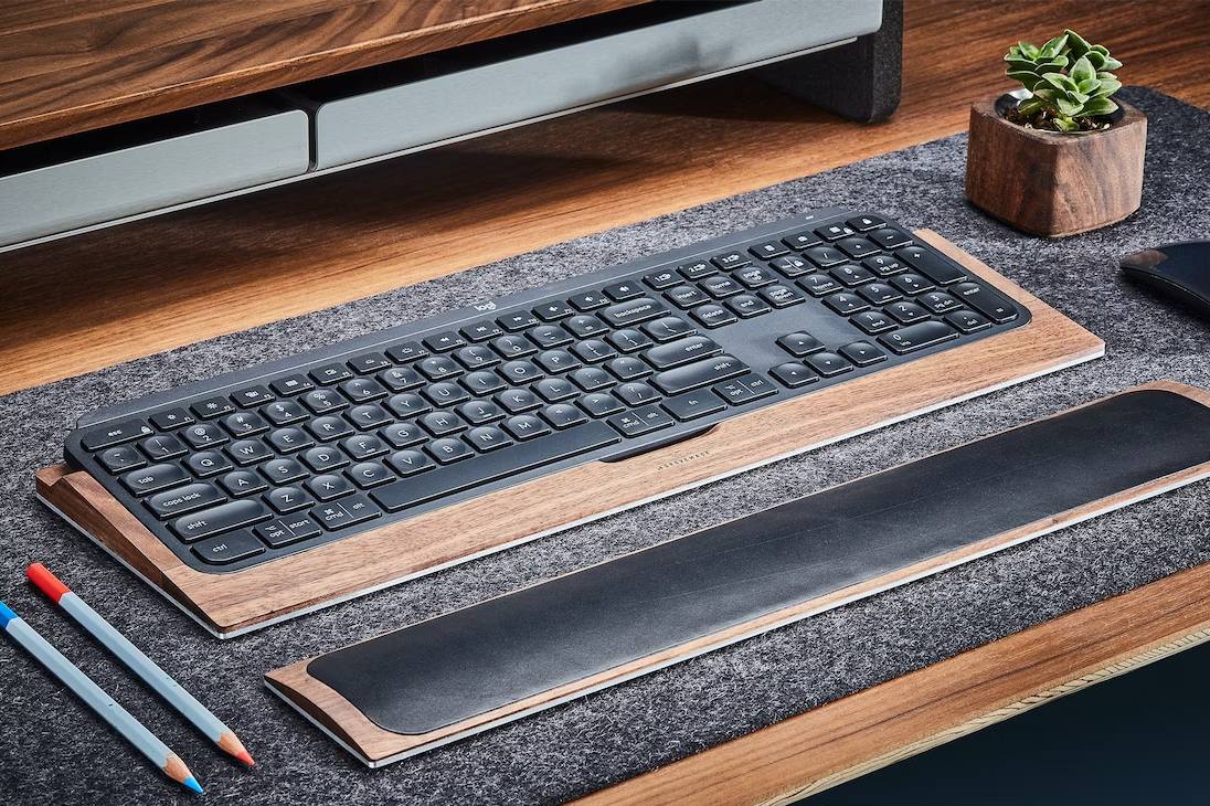 レビュー】Grovemade Wood MX KEYS Keyboard Tray | コモバ